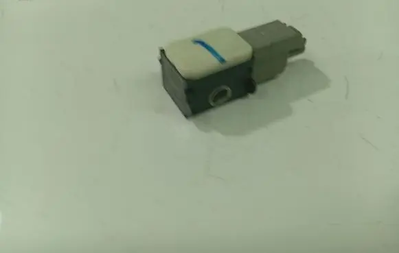 Ford Mondeo MK IV Airbag deployment crash/impact sensor 3M5T14B342AB