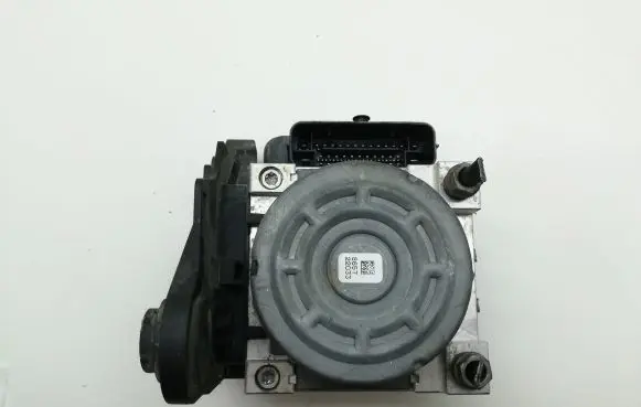 Skoda Octavia Mk3 (5E) ABS Pump 5Q0907379R
