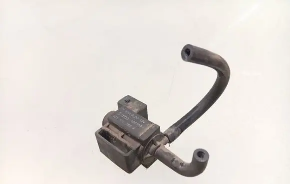 Audi A3 S3 8L Turbo solenoid valve 037906283A