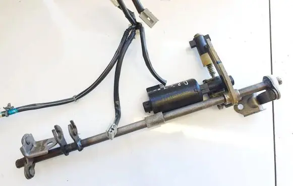 Nissan Primera Seat adjustment motor m2002261r11