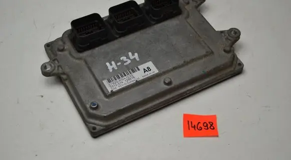 Honda Civic Engine control unit/module 37820RSAG33 7512574 128876