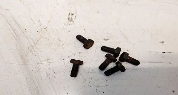 Mazda 323 Nuts/bolts