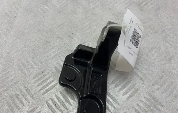 Mercedes-Benz GLC X253 C253 Rear door lower hinge