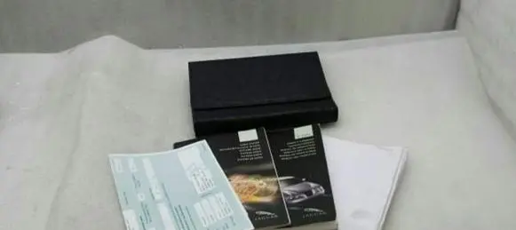 Jaguar S-Type Owners service history hand book 