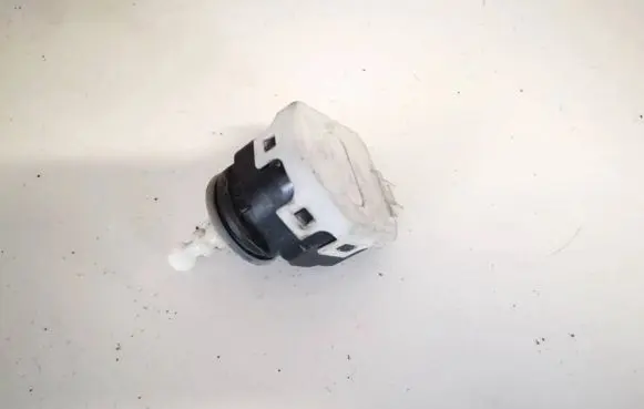 Headlight level adjustment motor