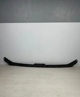 Audi e-tron Engine hood trim 4KE823124