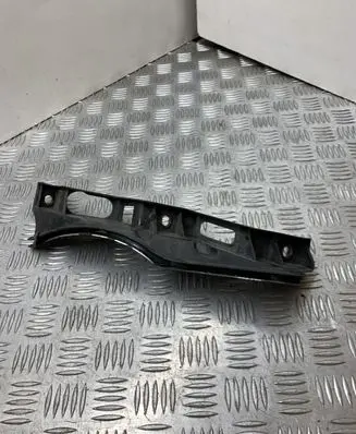 Volkswagen PASSAT B6 Front bumper mounting bracket 3C0807889