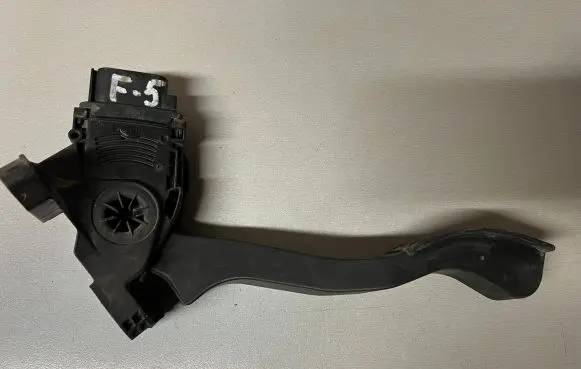 Ford Transit - Tourneo Connect Accelerator throttle pedal 7T119F836CB 6PV00927600 C95YE01