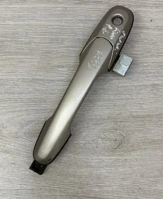 Suzuki Liana Front door exterior handle