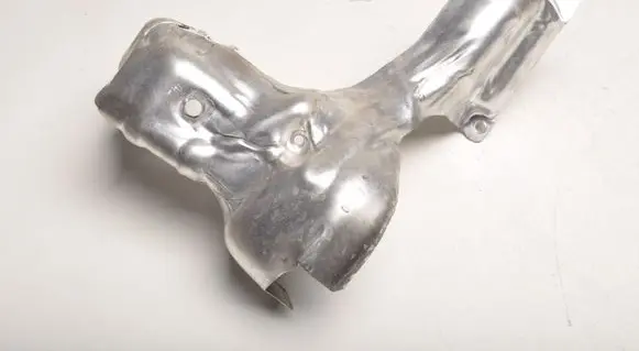 Volvo S90, V90 Heat shield in engine bay 32290169