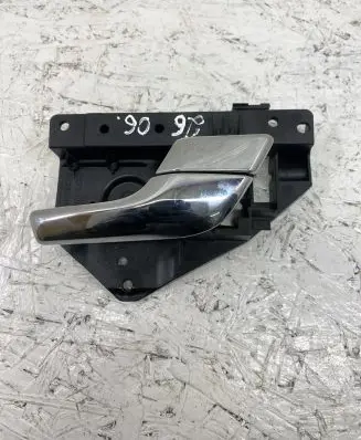 Jaguar XF X250 Rear door interior handle 8X2322600AD