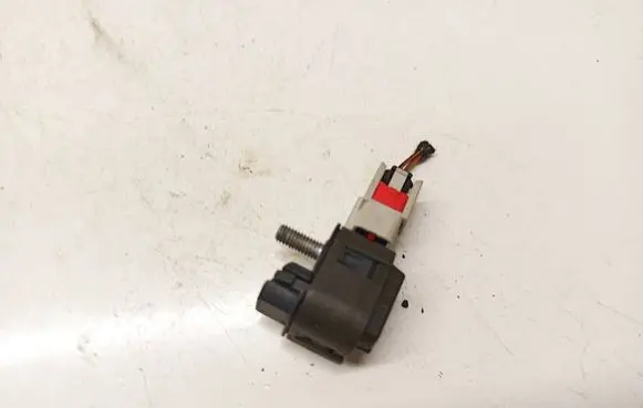 Opel Insignia B Airbag deployment crash/impact sensor 13583355