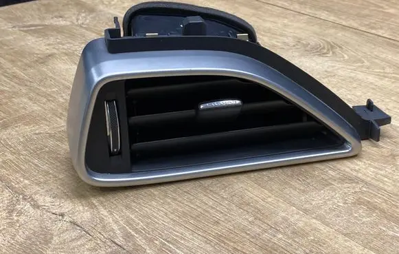 Jaguar XE Dashboard side air vent grill/cover trim HX73018B09A 1469005