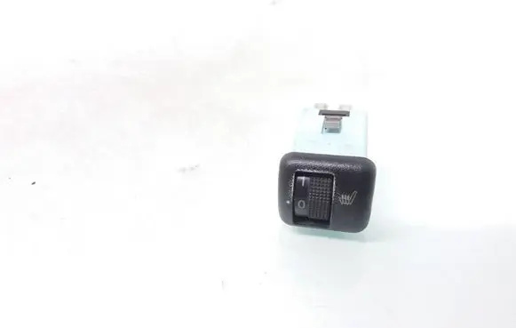 Opel Zafira A Seat heating switch 24438250