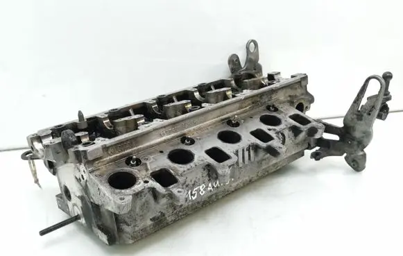 Skoda Octavia Mk2 (1Z) Engine head 03L103313A V230 026060210125851