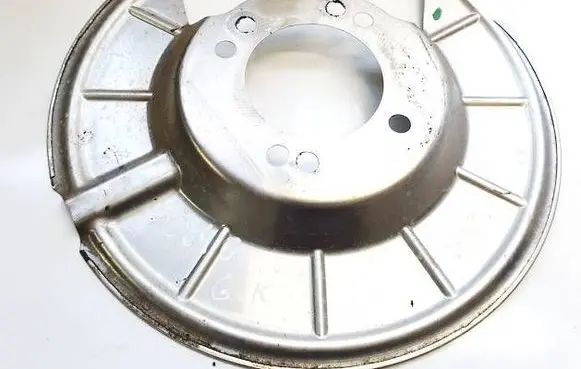 Coil spring mount