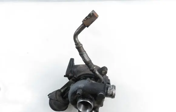 Volkswagen PASSAT B5 Turbo 028145702H