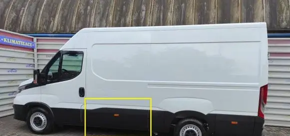 Iveco Daily 6th gen Sliding door trim (molding) 5801811197 5801811189 5801811222