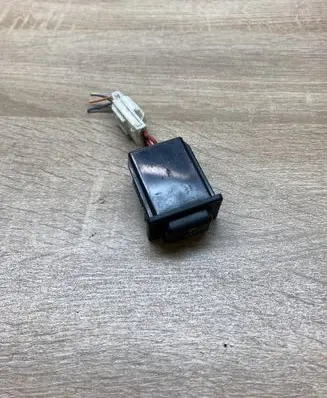 Subaru Forester SF Aerial antenna switch Subaruforester