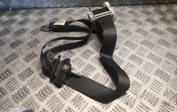 Rear seatbelt