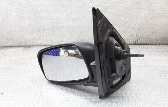 Toyota Yaris Manual wing mirror E1010673