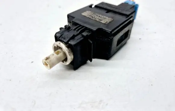 Volvo S60 Brake pedal sensor switch 8622054 02W472