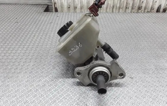 Volvo S60 Master brake cylinder 03350884861