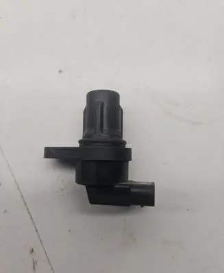 Chrysler Town u0026 Country V Camshaft position sensor 0232103065 06T256 05029509AD