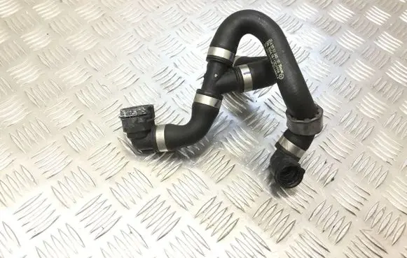 Mercedes-Benz C W205 Engine coolant pipe/hose A0009972359 A2055015400