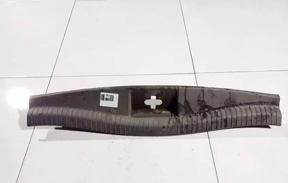 Jeep Grand Cherokee (WK) Other trunk/boot trim element 5hs29trma