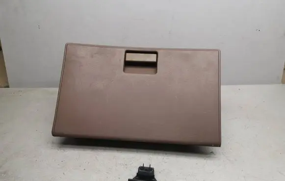 Mitsubishi Cordia Glove box set 