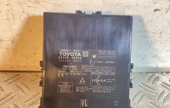 Lexus RX 450H Keyless (KESSY) go control unit/module 8999048450