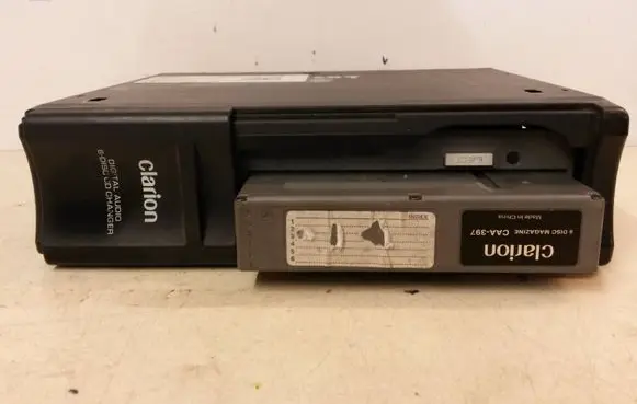 CD/DVD changer
