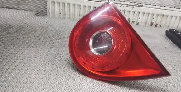 Volkswagen Golf V Tailgate rear/tail lights 1K6945093E