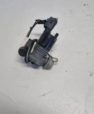 Opel Vivaro Windscreen/windshield washer pump 1024583 1805030249N