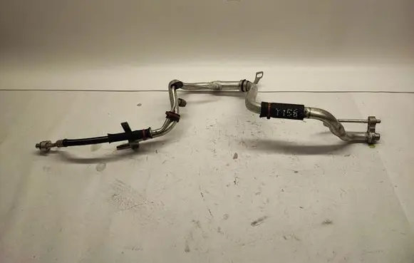 Chevrolet Camaro Air conditioning (A/C) pipe/hose 84498820