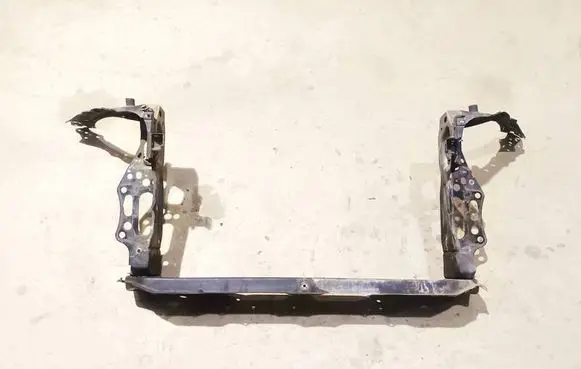 Lexus IS 220D-250-350 Radiator support slam panel