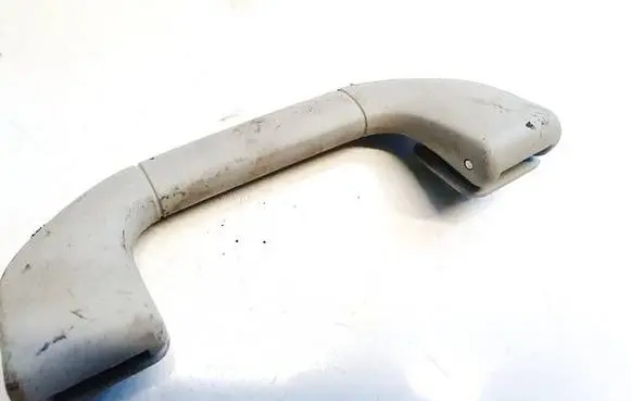 Mercedes-Benz E W212 Front interior roof grab handle A204100051