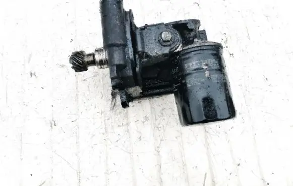 Ford Mondeo MK II Oil pump 