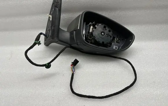 Volkswagen PASSAT B7 Front door electric wing mirror 3C0857934A SAEE208