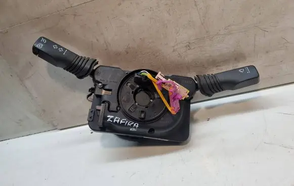 Wiper turn signal indicator stalk/switch