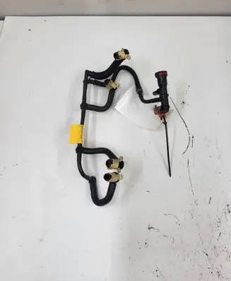 Nissan Qashqai Fuel return line/hose 166714557R