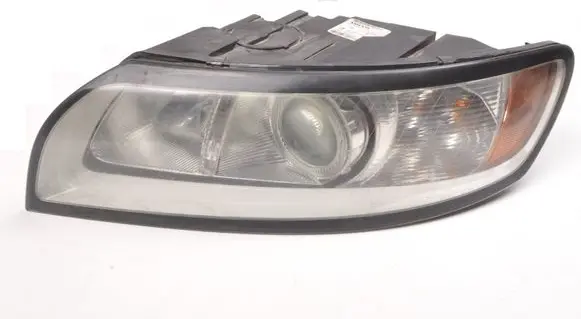 Volvo V50 Headlight/headlamp 30763033