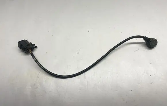 Ford Fusion Detonation knock sensor 98MF12A699BA