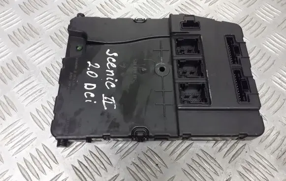 Renault Scenic II - Grand scenic II Fuse box set 8200780021