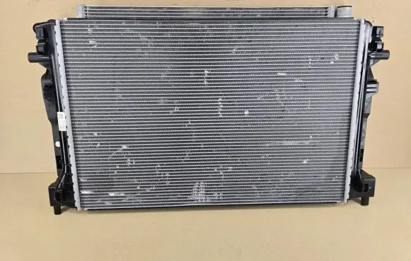 Volkswagen Golf VII Radiator set 8H1971ZL0D9 8J197171009