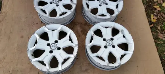 Citroen C4 Grand Picasso R17 alloy rim 
