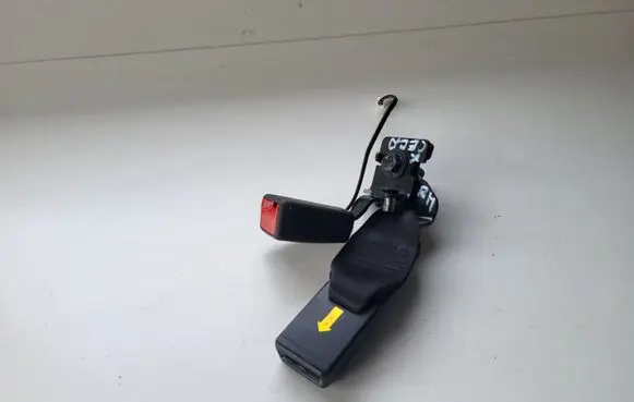 KIA Xceed Rear seatbelt buckle