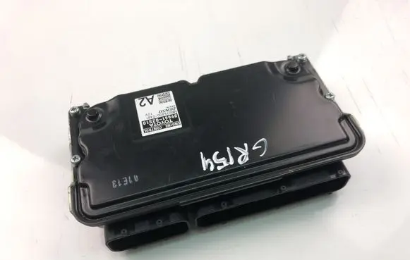 Toyota Corolla E120 E130 Engine control unit/module 896610ZS10