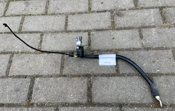 Audi A6 S6 C7 4G Negative earth cable (battery) 8X0915181
